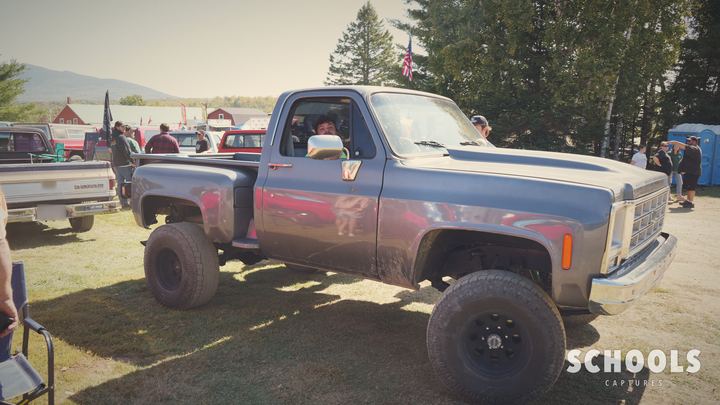Blue-gray lifted with graphics + people